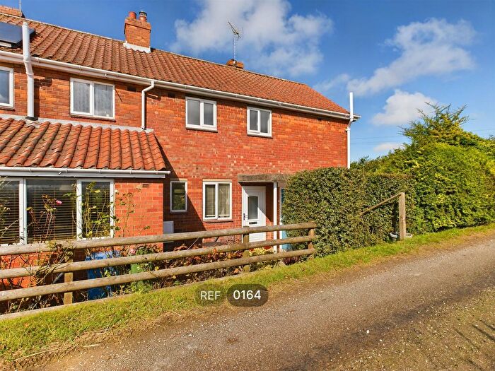3 Bedroom Cottage To Rent In York Grounds Cottages, Cottingham, HU16