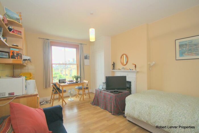 Flat To Rent In Muswell Hill Road, Muswell Hill, N10