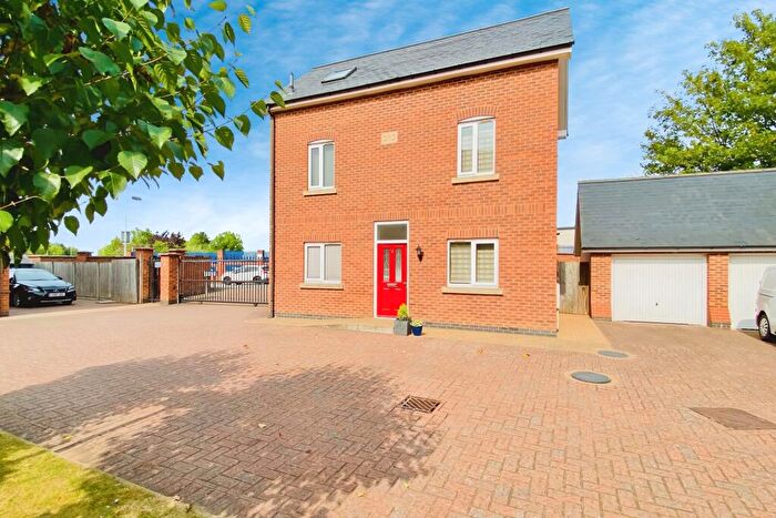 3 Bedroom Detached House For Sale In Courtyard Close, Syston, LE7