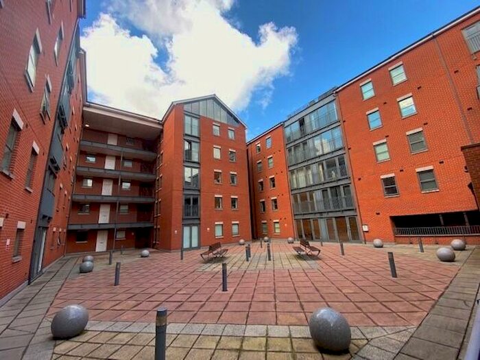 1 Bedroom Flat To Rent In Weekday Cross, Lace Market, NG1