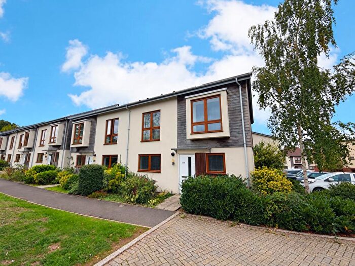 4 Bedroom Semi-Detached House To Rent In Great Mead, Chippenham, SN15