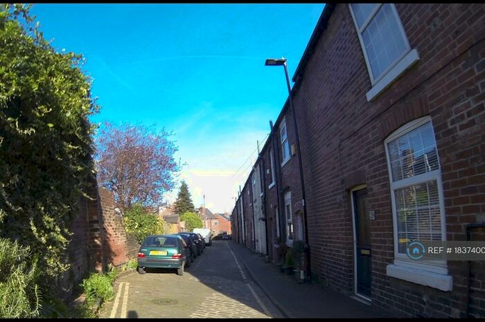 2 Bedroom Terraced House To Rent In Meadow Terrace, Sheffield, S11