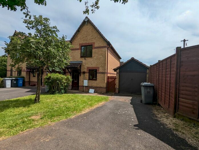 2 Bedroom End Of Terrace House To Rent In Sanderson Close, Leisure Village, Kettering, NN15