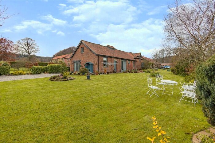 4 Bedroom Barn Conversion For Sale In Home Farm, Hutton Village Road, Guisborough, North Yorkshire, TS14