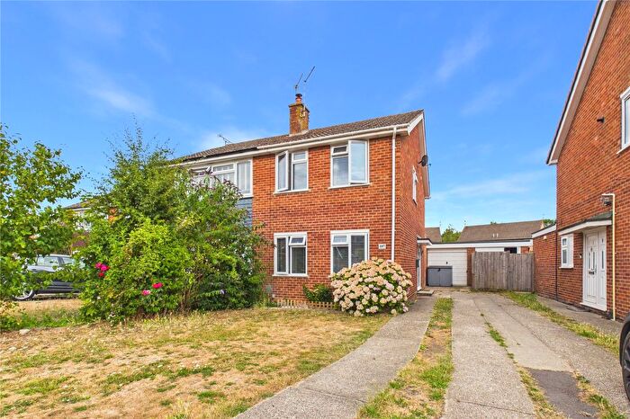 3 Bedroom Semi-Detached House For Sale In Meadow Way, Theale, Reading, Berkshire, RG7