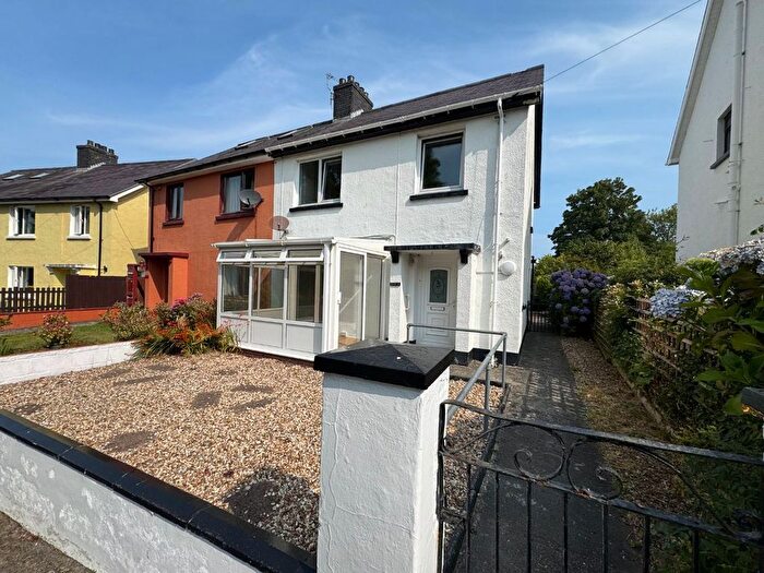 3 Bedroom Semi-Detached House For Sale In Cylch Cledan, Llanon, SY23