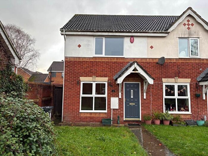 3 Bedroom House To Rent In Damson Road, Locking Castle, Weston-super-Mare, BS22