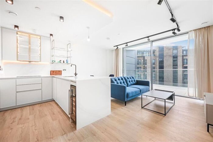 1 Bedroom Flat To Rent In Aurora Apartments, Islington, EC1V