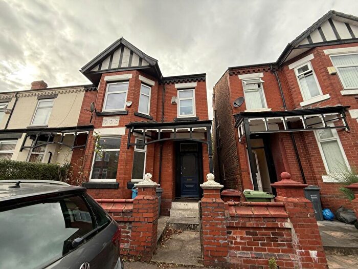 5 Bedroom Property To Rent In Kensington Avenue, Victoria Park, £pppw, M14