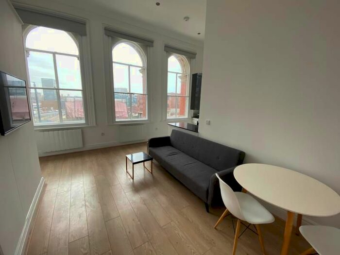 1 Bedroom Flat To Rent In Belgrave Court, New Briggate, Leeds, LS1