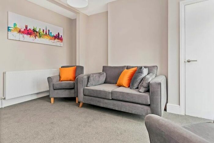 4 Bedroom Terraced House To Rent In Boston Road, Horfield, Bristol, BS7