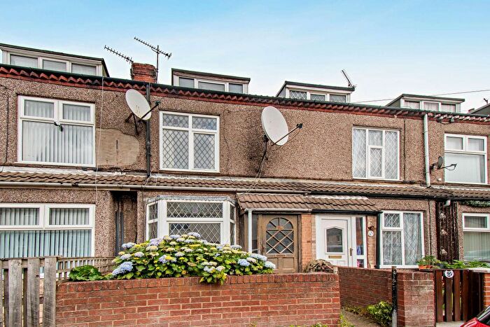 3 Bedroom Terraced House For Sale In Post Office Road, Pontefract, WF7