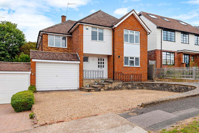 4 Bedroom Detached House For Sale In Aragon Avenue, Epsom, KT17