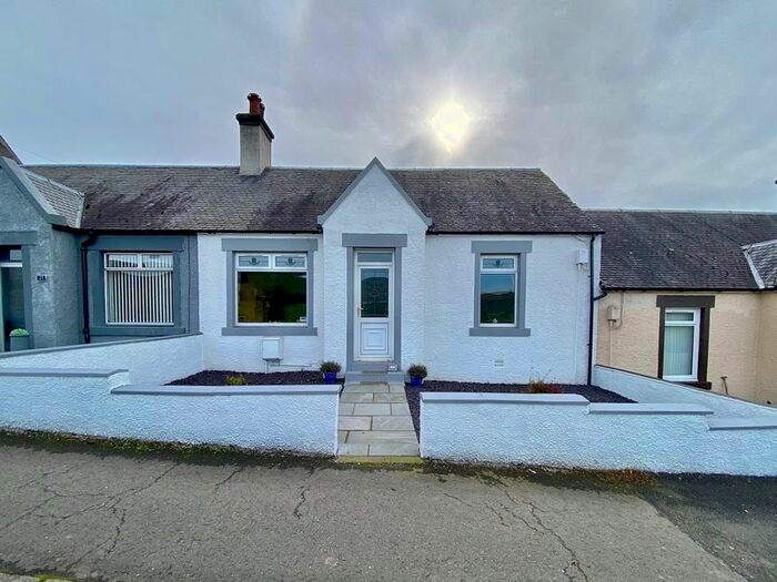 2 Bedroom Bungalow For Sale In Broomknowe, Dalmellington, Ayr, KA6