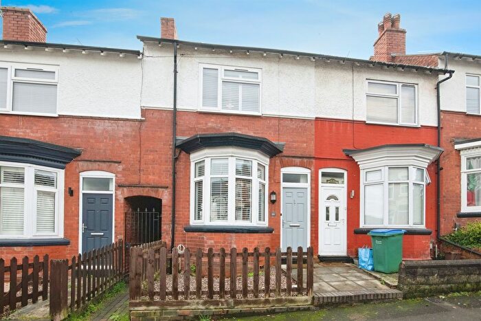 3 Bedroom Terraced House For Sale In Linden Road, Smethwick, B66