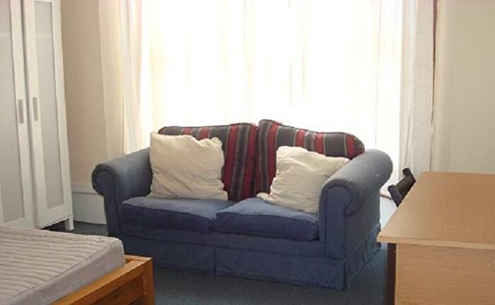 2 Bedroom Private Hall To Rent In Nightingale Road, Southsea, PO5