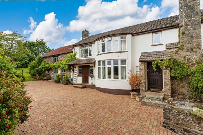 4 Bedroom Detached House For Sale In Braunton, EX33