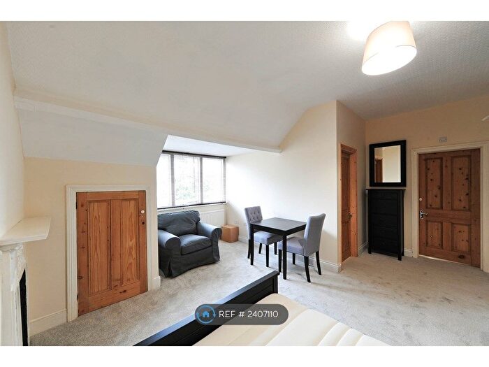 Studio To Rent In Bridgefield Road, Sutton, SM1