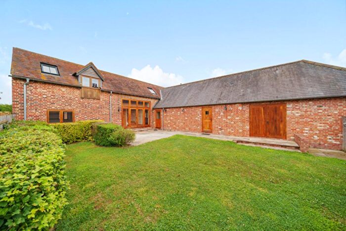 4 Bedroom Detached House To Rent In Quainton, Aylesbury, Buckinghamshire, HP22