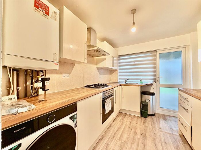 3 Bedroom Semi-Detached House To Rent In Longford Ave, Feltham, TW14