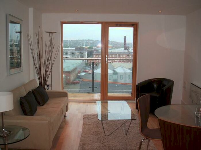 1 Bedroom Flat To Rent In Clarence House, The Boulevard, Leeds, LS10