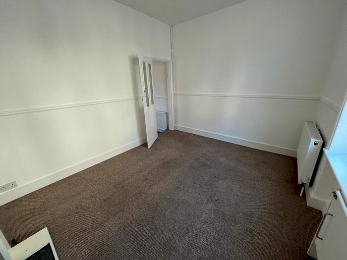 3 Bedroom End Of Terrace House To Rent In Gibbon Road, Newhaven, BN9