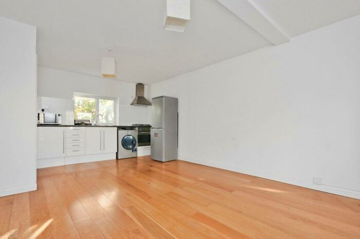 2 Bedroom Semi-Detached House To Rent In Canbury Park Road, Kingston Upon Thames, KT2