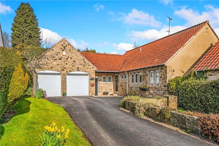 3 Bedroom Bungalow For Sale In Hastings Way, Collingham, Wetherby, West Yorkshire, LS22