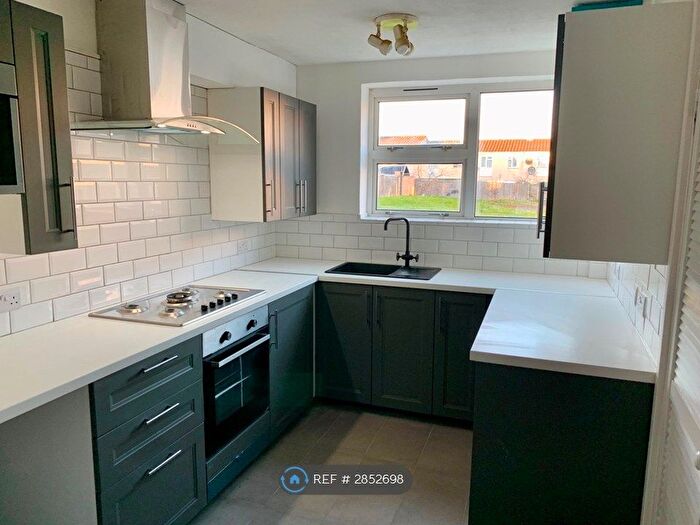 3 Bedroom End Of Terrace House To Rent In Milwards, Harlow, CM19