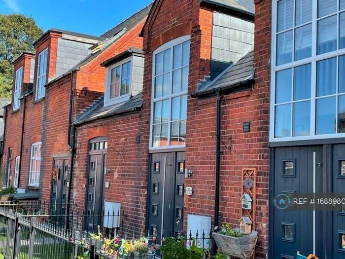 1 Bedroom Terraced House To Rent In Charlie Mews, Farnborough, GU14