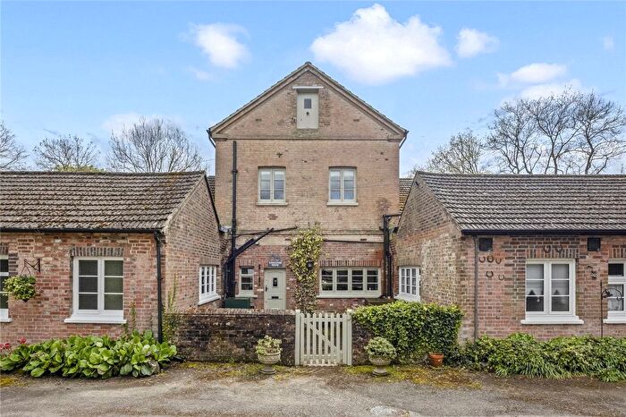 3 Bedroom Terraced House To Rent In Fletching, Uckfield, East Sussex, TN22