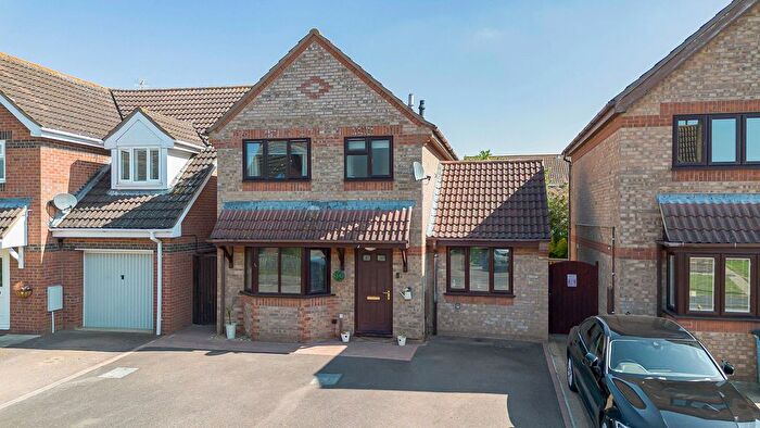 3 Bedroom Detached House For Sale In Aversley Road, Sawtry, Cambridgeshire., PE28