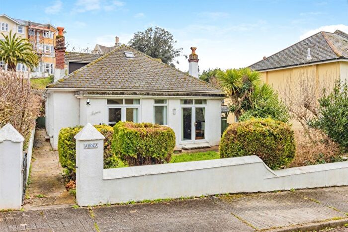 4 Bedroom Bungalow For Sale In Avoca Avenue, Torquay, TQ1