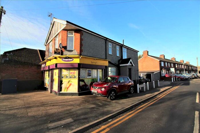 2 Bedroom Maisonette To Rent In Two Bed City Centre Maisonette, CM2