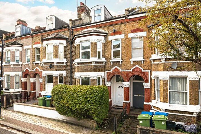 6 Bedroom House To Rent In Shenley Road, Camberwell, SE5