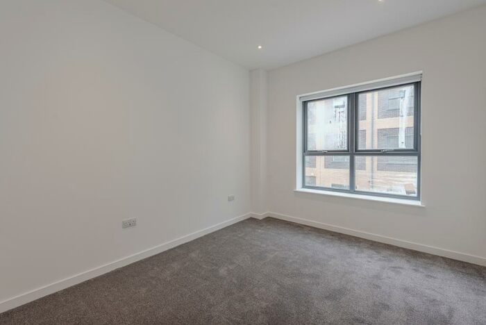 1 Bedroom Apartment To Rent In North Star House Swindon, SN2