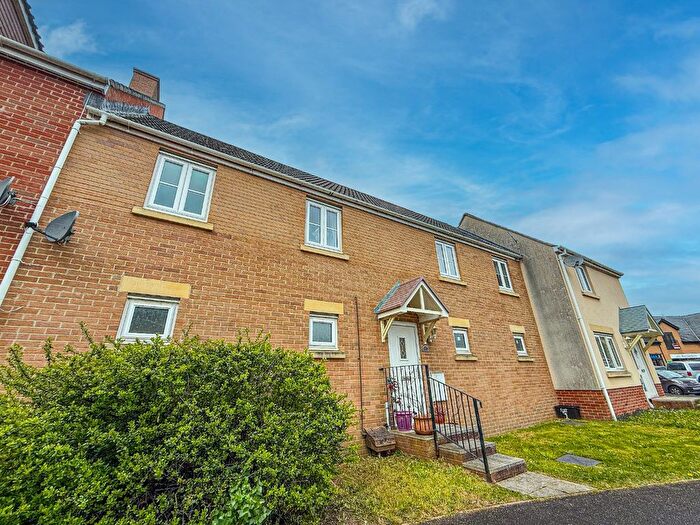 2 Bedroom Mews For Sale In Morse Road, Norton Fitzwarren, Taunton, Somerset, TA2