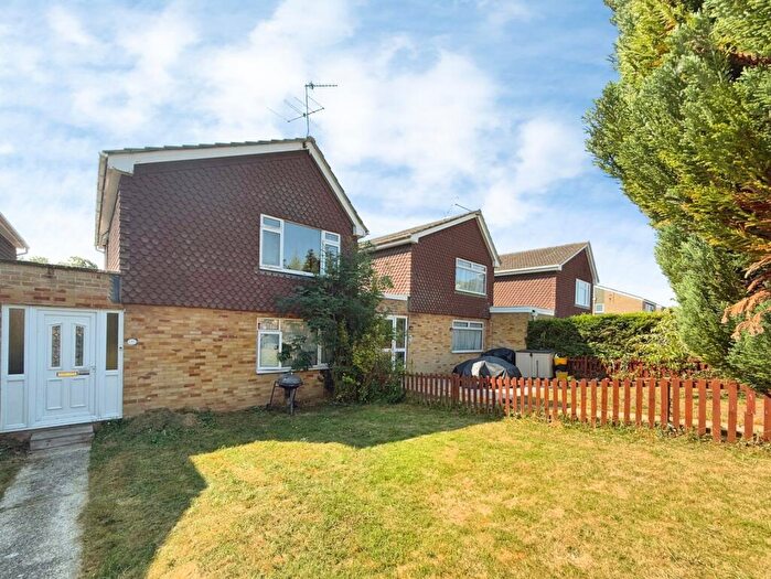 3 Bedroom Detached House For Sale In Lansley Road, Basingstoke, Hampshire, RG21