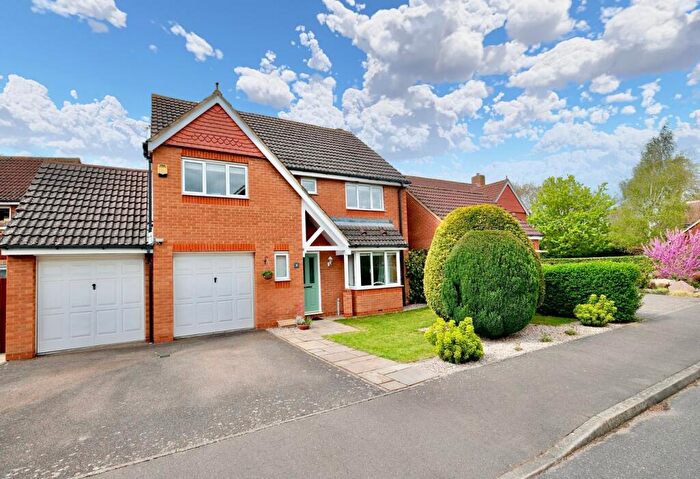 4 Bedroom Detached House For Sale In Payn Close, Hemingford Grey, Huntingdon, PE28
