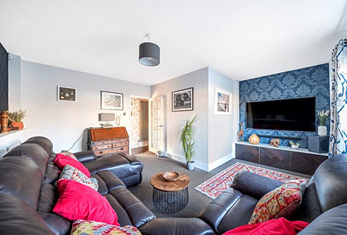 3 Bedroom End Of Terrace House For Sale In Charlton Mead Drive, Bristol, Somerset, BS10
