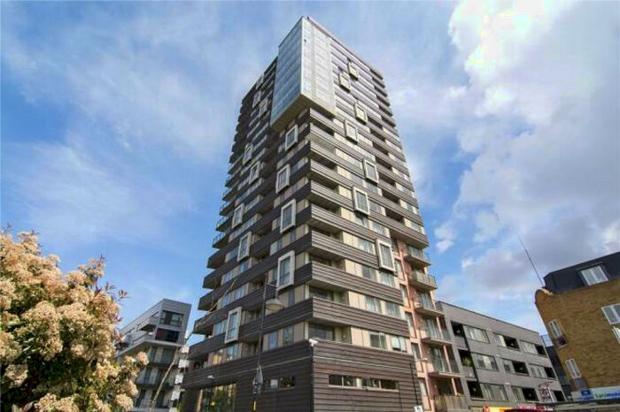 2 Bedroom Flat To Rent In Spencer Way, Shadwell, E1
