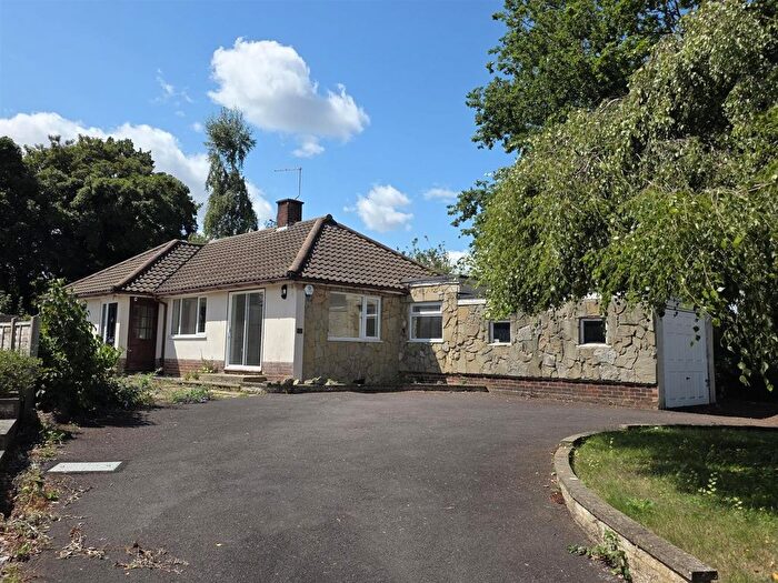 3 Bedroom Detached Bungalow For Sale In Old Road, Harlow, CM17