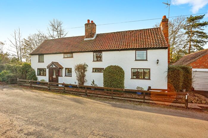 3 Bedroom Cottage For Sale In Old Melton Road, Normanton-On-The-Wolds, Nottingham, NG12