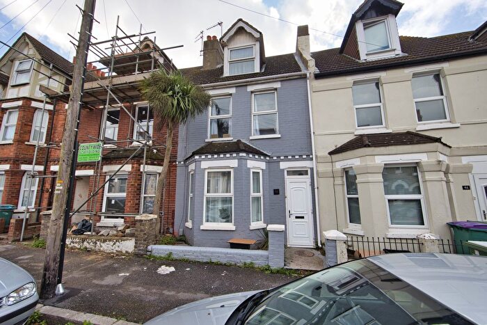 4 Bedroom Terraced House For Sale In Linden Crescent, Folkestone, CT19