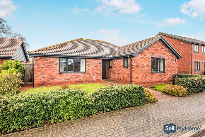 3 Bedroom Detached Bungalow For Sale In Dunningham Drive, Raydon, Ipswich, IP7