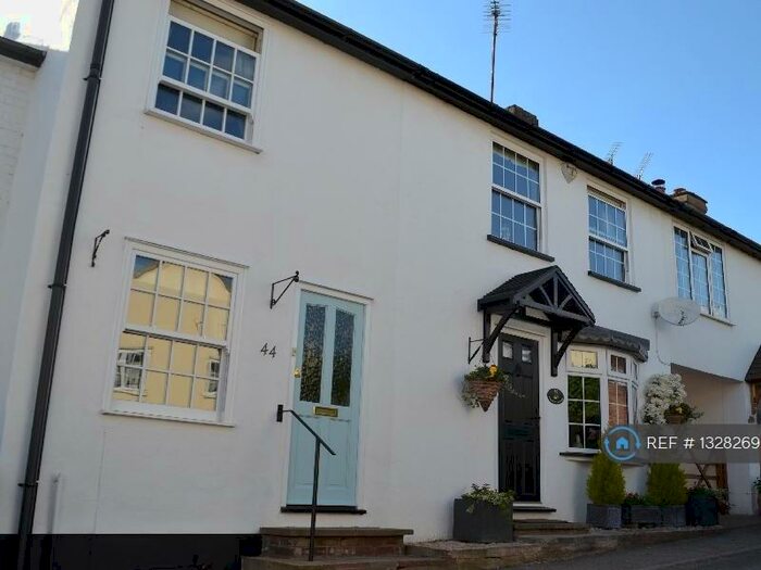 2 Bedroom Terraced House To Rent In Folly Fields, Wheathampstead, St. Albans, AL4