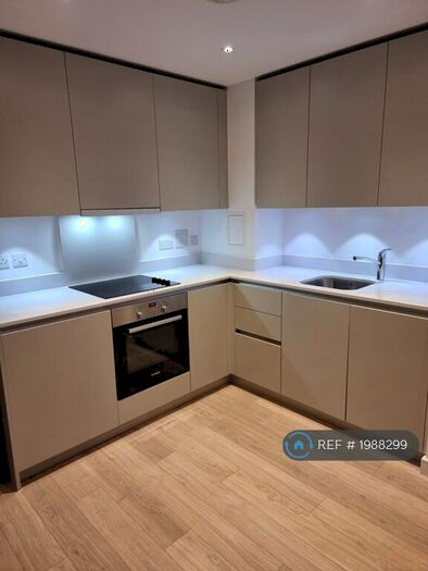 Studio To Rent In Pinnacle Apartments, Croydon, CR0