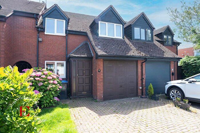 3 Bedroom Terraced House For Sale In Harger Court, Kenilworth, CV8
