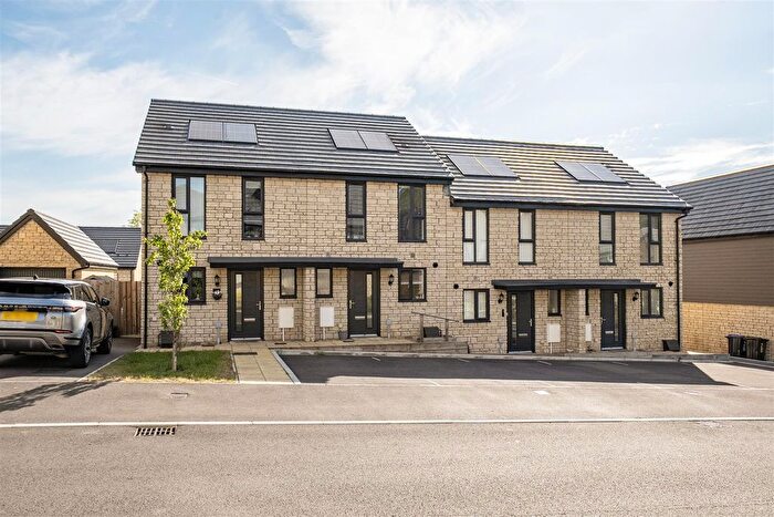2 Bedroom Terraced House For Sale In Wheatfield Avenue, Chippenham, SN14