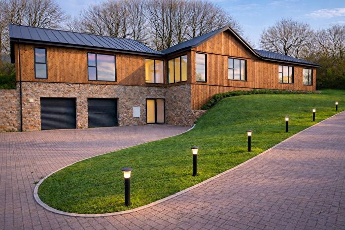 4 Bedroom Property For Sale In Backwell Hill, Backwell, Bristol, BS48